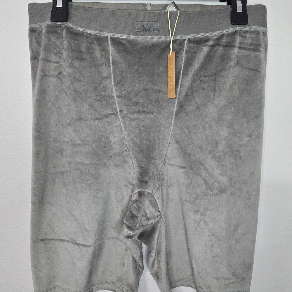 Skims Gunmetal Velour Bike Shorts, Size XL soft lounge shorts NWT BF